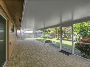 112 Laurel Way, Royal Palm Beach FL 33411