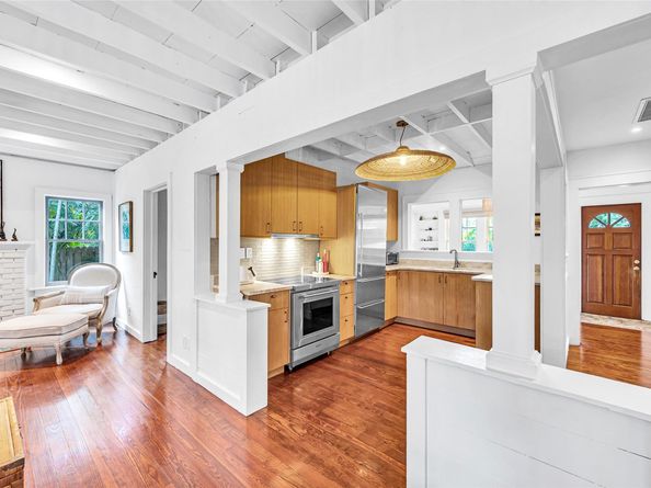 711 NE 17th Ave, Fort Lauderdale FL 33304