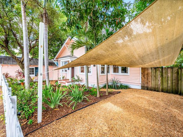 711 NE 17th Ave, Fort Lauderdale FL 33304