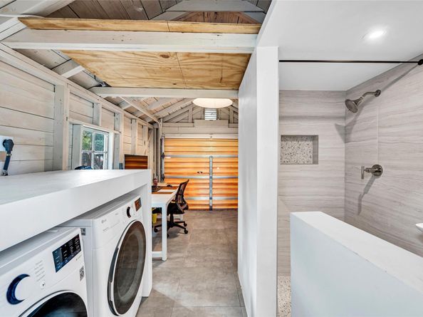 711 NE 17th Ave, Fort Lauderdale FL 33304