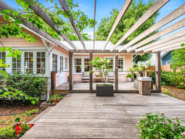 711 NE 17th Ave, Fort Lauderdale FL 33304