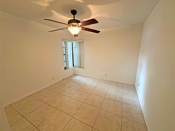 3833 Carambola Cir 2968, Pompano Beach FL 33066