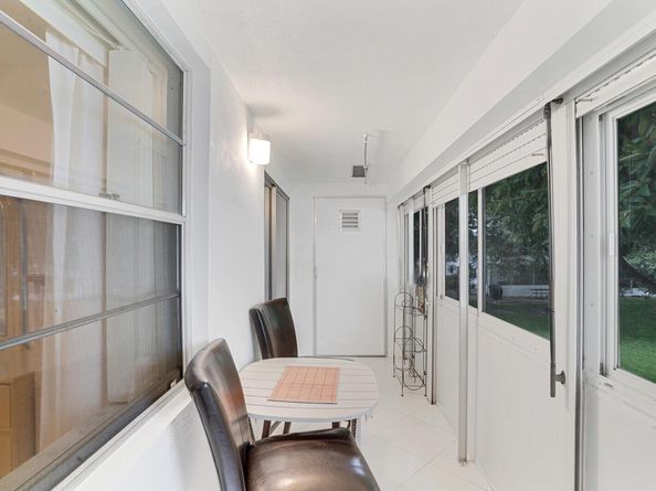 143 Somerset G, West Palm Beach FL 33417