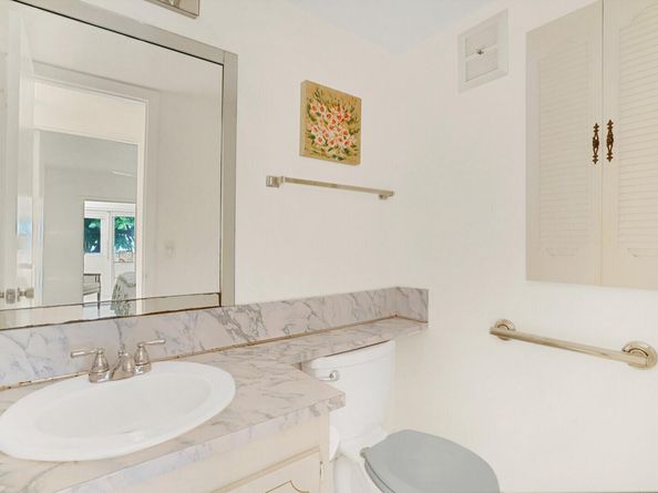 143 Somerset G, West Palm Beach FL 33417