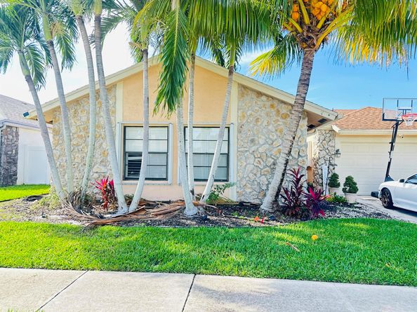 21023 Rustlewood Avenue, Boca Raton FL 33428