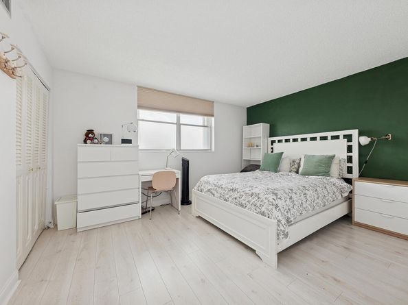 5961 NW 2nd Avenue 304, Boca Raton FL 33487