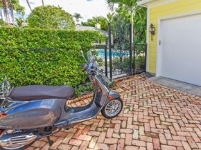 250 Algoma Road, Palm Beach FL 33480