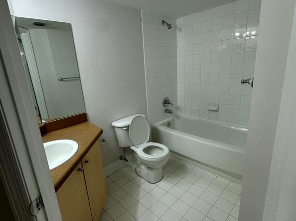 4211 San Marino Boulevard 304, West Palm Beach FL 33409