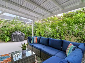 18 Tall Oaks Circle, Tequesta FL 33469