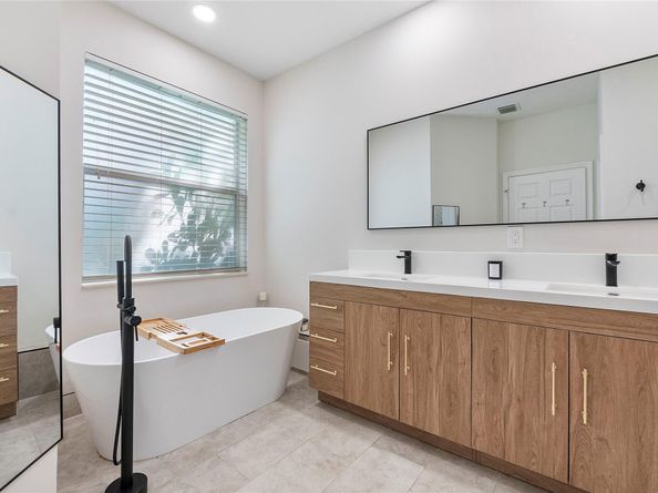 5859 NW 119th Dr, Coral Springs FL 33076