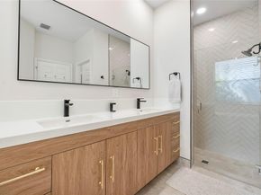 5859 NW 119th Dr, Coral Springs FL 33076