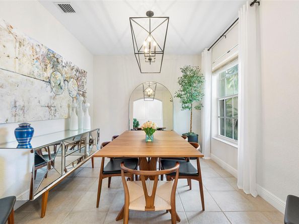 5859 NW 119th Dr, Coral Springs FL 33076