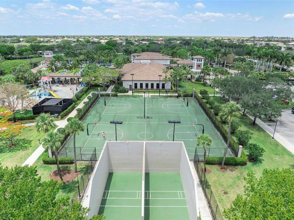 5859 NW 119th Dr, Coral Springs FL 33076