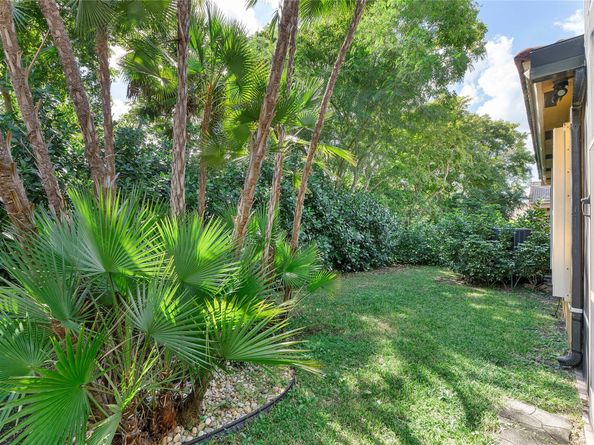 5859 NW 119th Dr, Coral Springs FL 33076