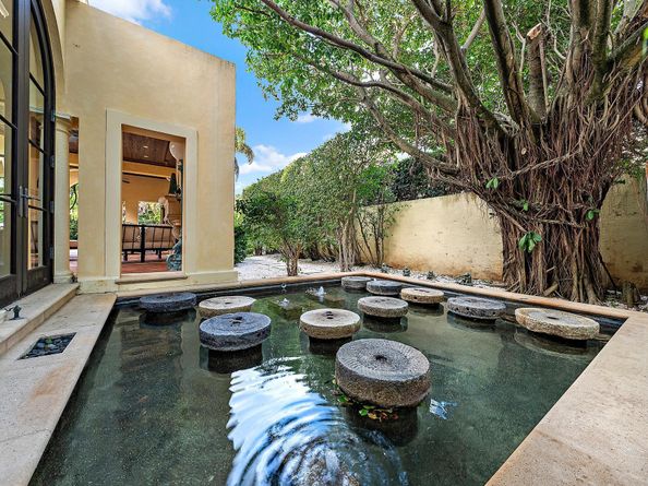 143 Clarendon Avenue, Palm Beach FL 33480