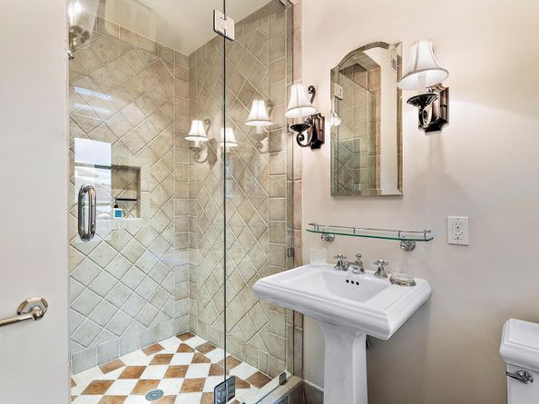 143 Clarendon Avenue, Palm Beach FL 33480