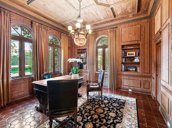 143 Clarendon Avenue, Palm Beach FL 33480