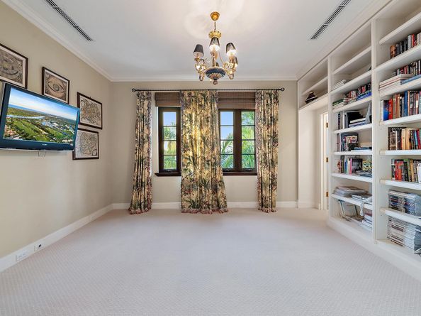 143 Clarendon Avenue, Palm Beach FL 33480