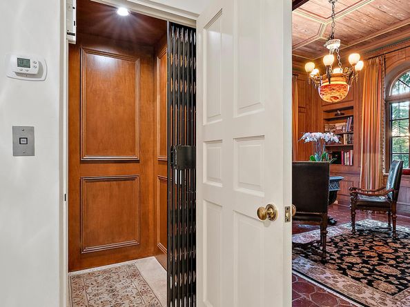 143 Clarendon Avenue, Palm Beach FL 33480