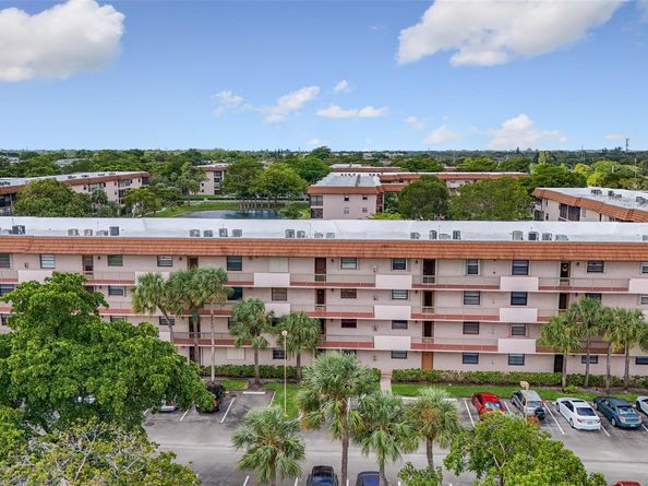 4930 E Sabal Palm Blvd 301, Tamarac FL 33319