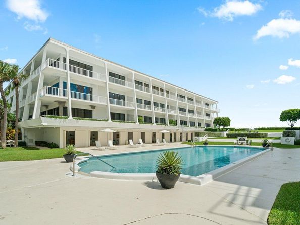 2275 S Ocean Boulevard 205a, Palm Beach FL 33480