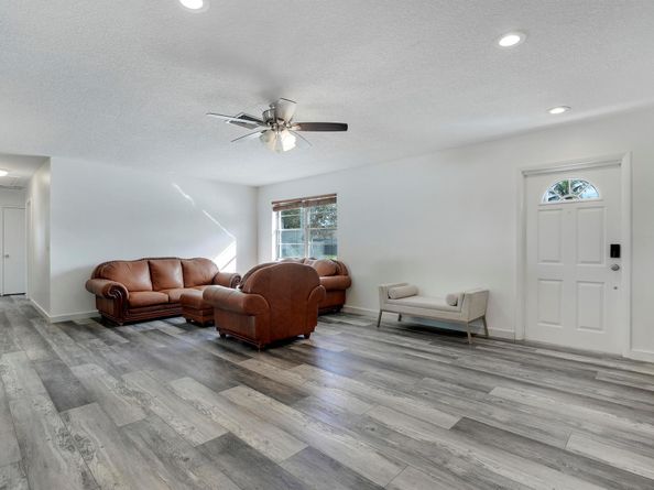 1207 Choctaw Street, Jupiter FL 33458