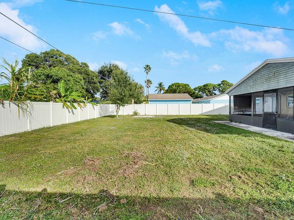 1207 Choctaw Street, Jupiter FL 33458