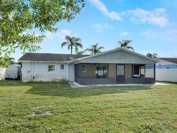 1207 Choctaw Street, Jupiter FL 33458