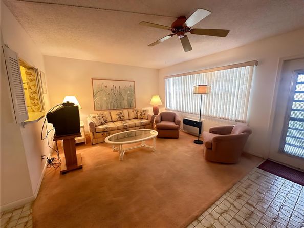 163 Markham H 163, Deerfield Beach FL 33442