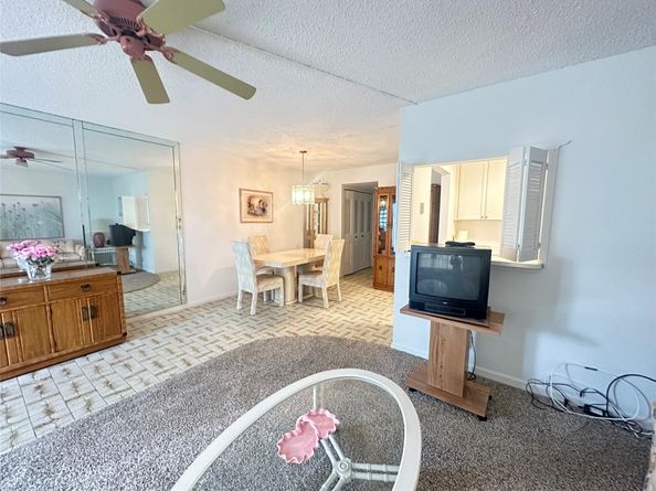 163 Markham H 163, Deerfield Beach FL 33442