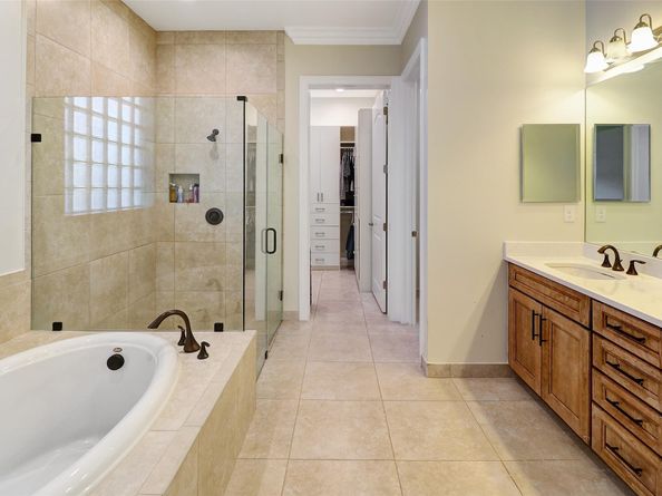 8805 NW 37th Dr, Coral Springs FL 33065