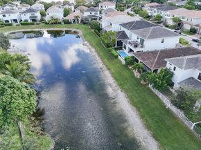 8805 NW 37th Dr, Coral Springs FL 33065