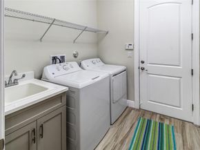 8805 NW 37th Dr, Coral Springs FL 33065