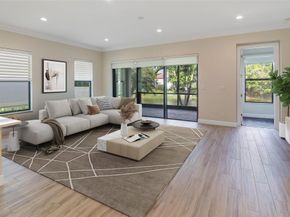 8805 NW 37th Dr, Coral Springs FL 33065