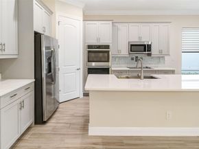 8805 NW 37th Dr, Coral Springs FL 33065