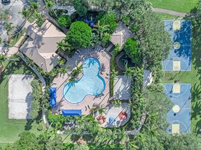 5402 Eastbay Drive, Greenacres FL 33463