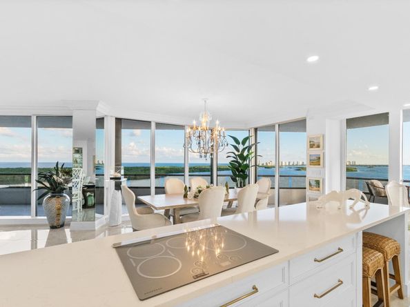 100 Lakeshore Drive 1453, North Palm Beach FL 33408