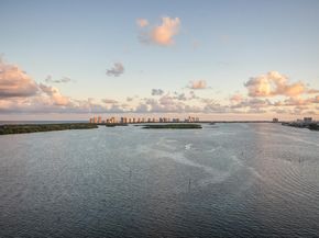 100 Lakeshore Drive 1453, North Palm Beach FL 33408