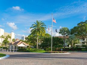 100 Lakeshore Drive 1453, North Palm Beach FL 33408