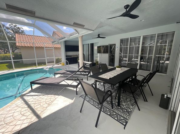 12499 Classic Dr, Coral Springs FL 33071