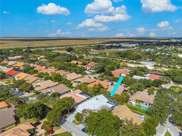 12499 Classic Dr, Coral Springs FL 33071