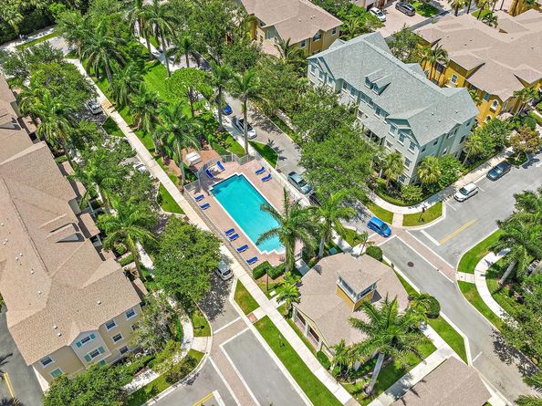 107 Pond Apple Lane 105, Jupiter FL 33458