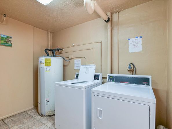 9380 Sunrise Lakes Blvd 207, Sunrise FL 33322