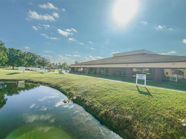 9380 Sunrise Lakes Blvd 207, Sunrise FL 33322