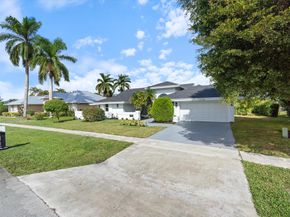 12725 Kingsway Road, Wellington FL 33414