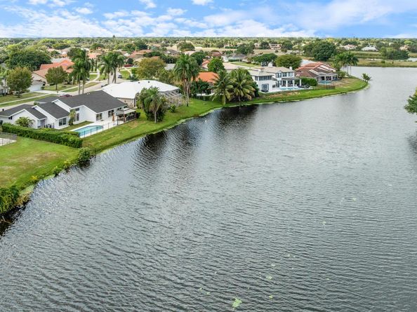 12725 Kingsway Road, Wellington FL 33414