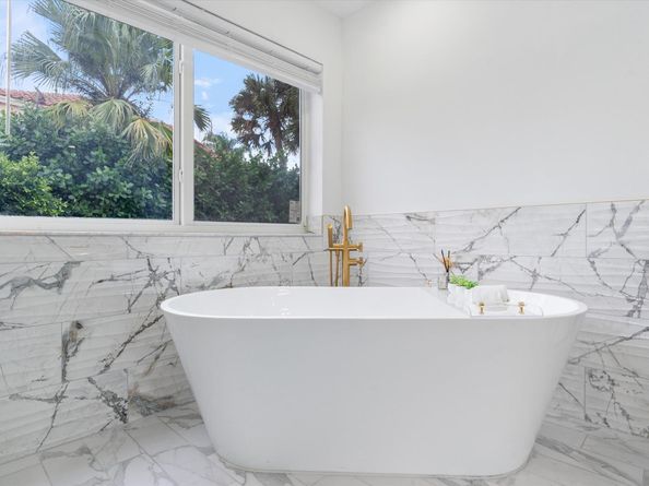 12725 Kingsway Road, Wellington FL 33414