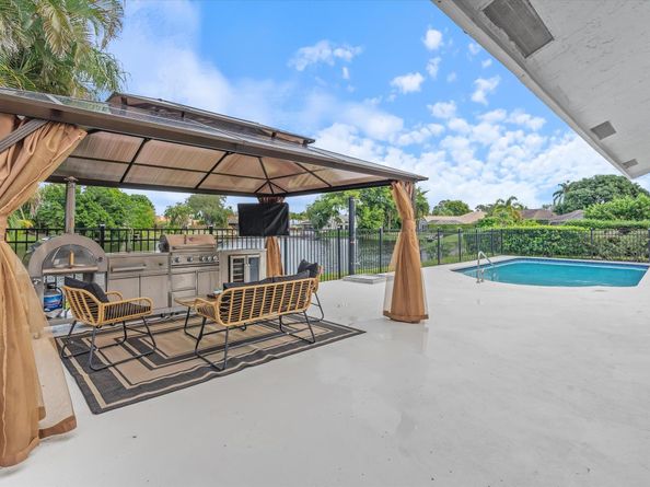 12725 Kingsway Road, Wellington FL 33414