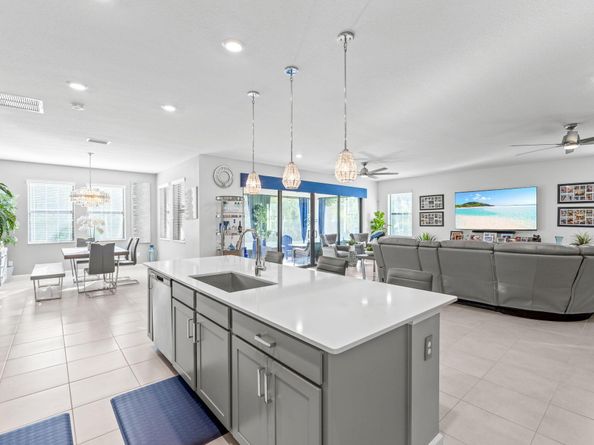 3109 Streng Lane, Royal Palm Beach FL 33411