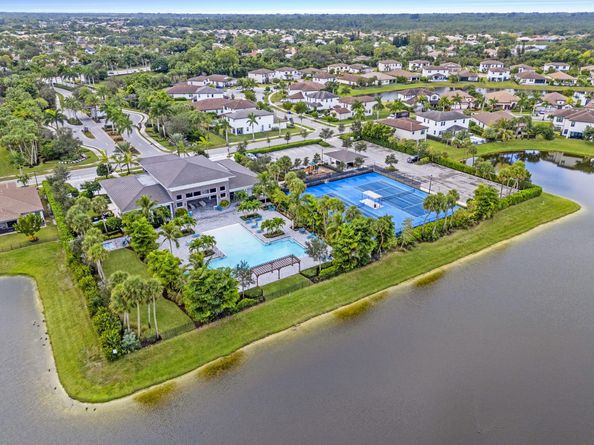 3109 Streng Lane, Royal Palm Beach FL 33411